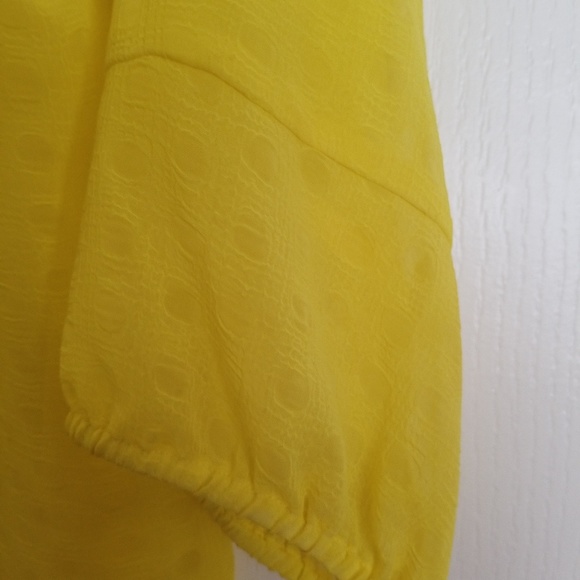2 for $10 NY Collection Yellow Blouse - Picture 5 of 7